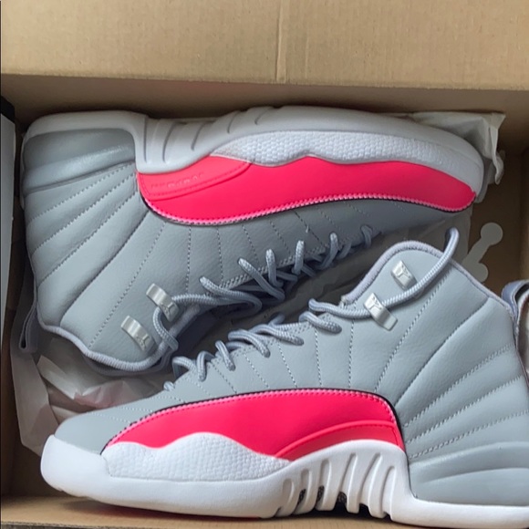 Jordan Shoes - I’m selling shoes that don’t fit me.